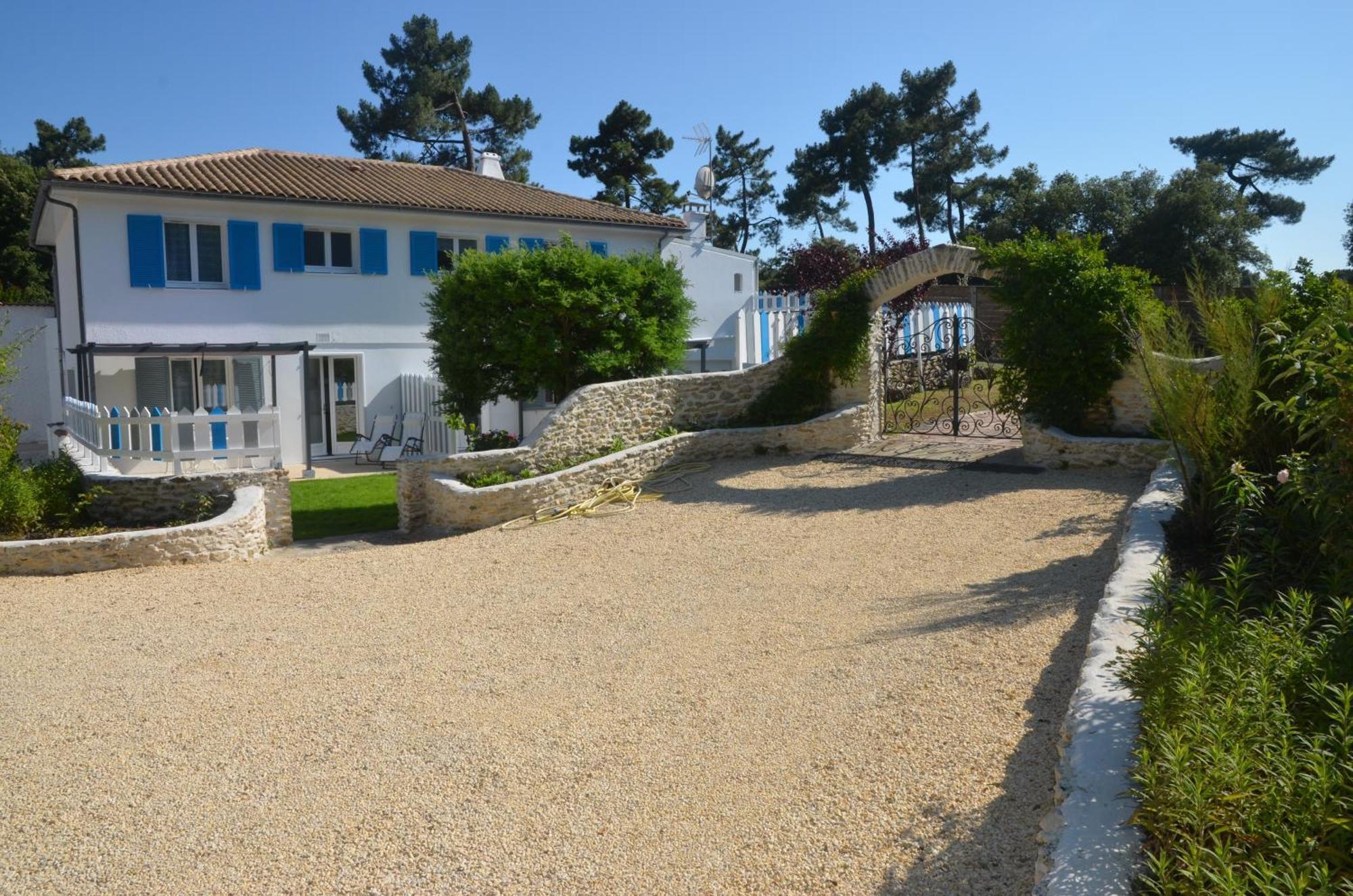 Villa Des 4 Saisons แซ็ง-โทรจง-เลส์-แบ็งส์ ภายนอก รูปภาพ